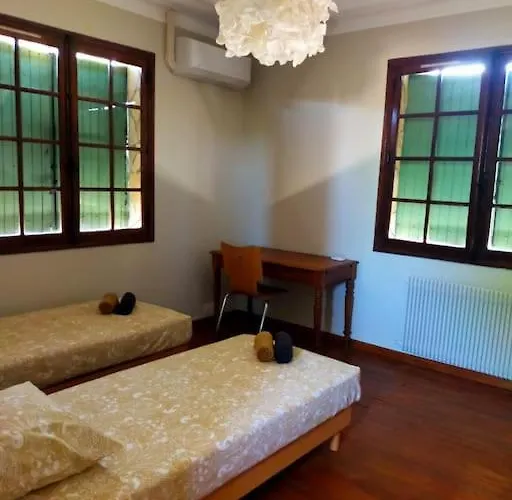 Mas Interieur Renove 4 Piscine Кастийон-дю-Гар