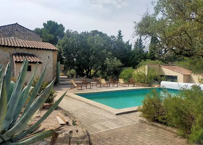 Mas Interieur Renove 4 Piscine Дом отдыха *
